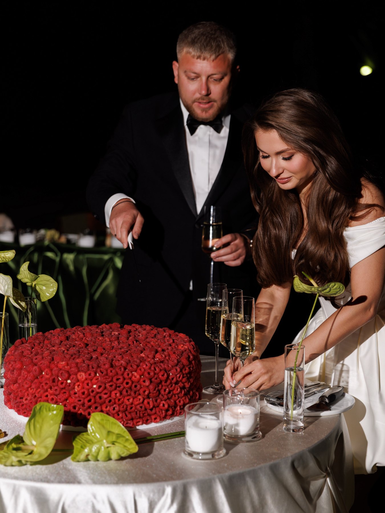 raspberry wedding cake made by SoulMade Desserts